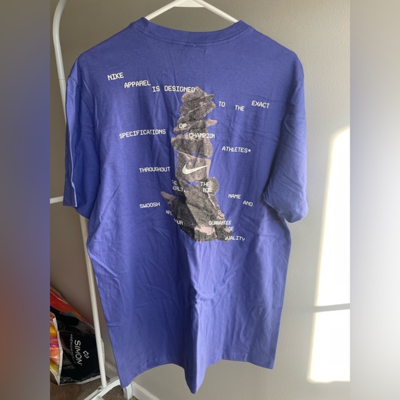 Men’s Purple Nike Graphic Tee - Picture 4 of 5